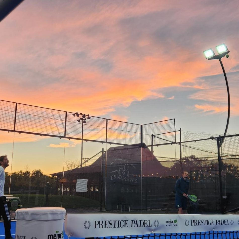 padel sunset middle court